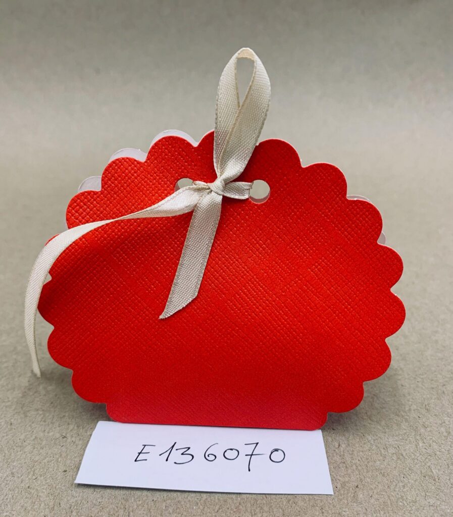 E136070