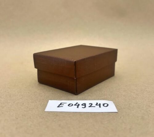 E049240