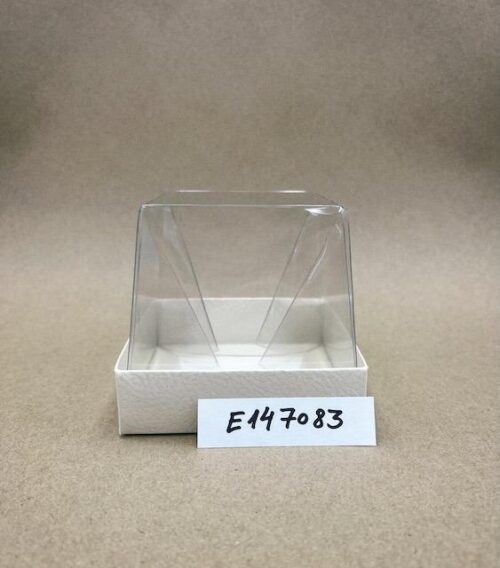 E147083